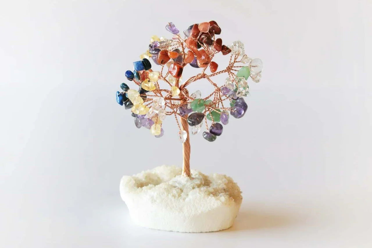 Gemsgtone Tree Meaning and Healing Crystal Properties