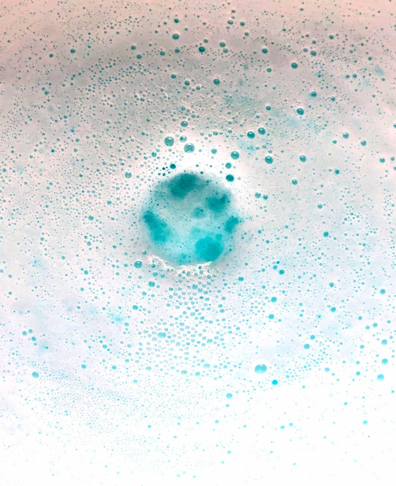 Mermaid Dreams Bath Bomb